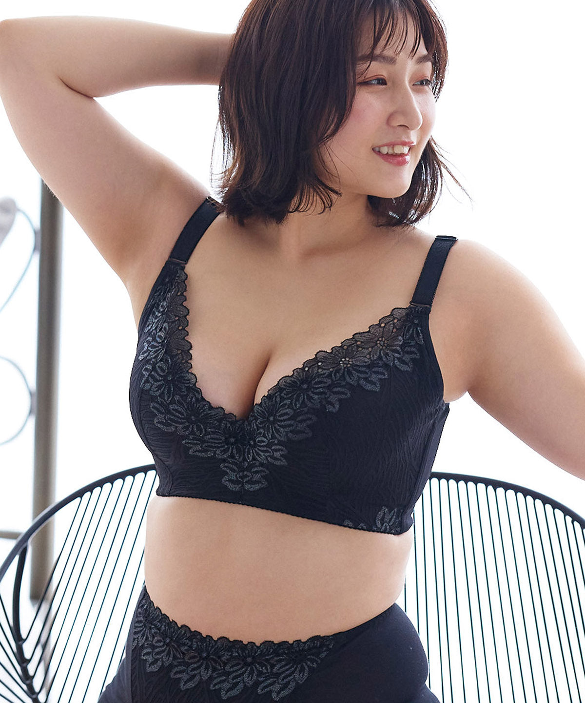 
                  
                    コネクトバストブラ ドラマティックレース
                  
                