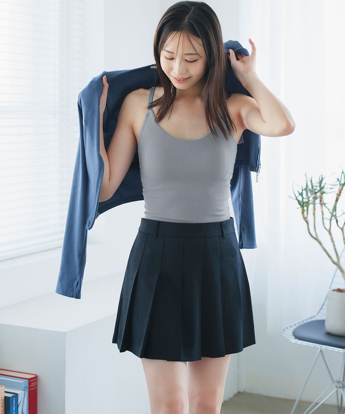 
                  
                    オールインワンブラトップ スパゲッティキャミソール
                  
                